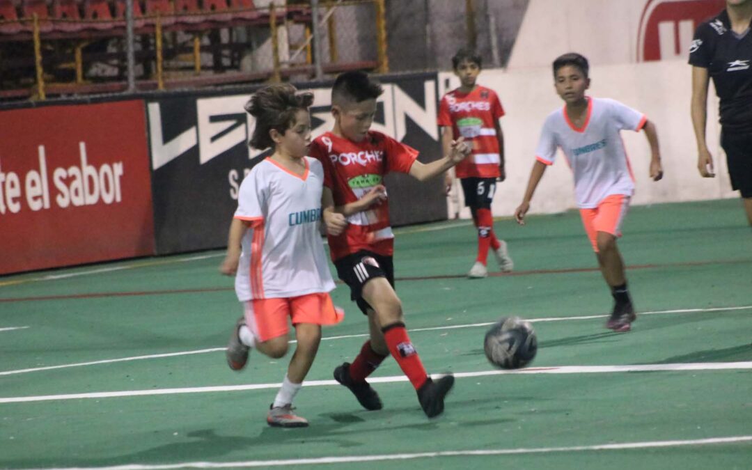 Fortalece Liga CasaBella el fútbol rápido infantil